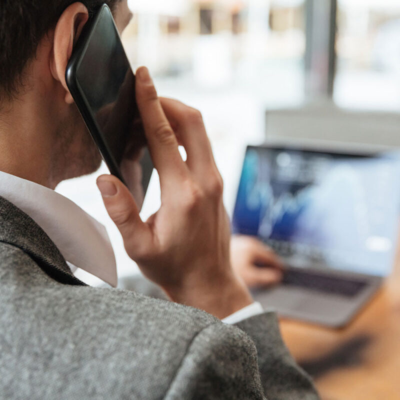 60 minut rozmów raportowych miesięcznie